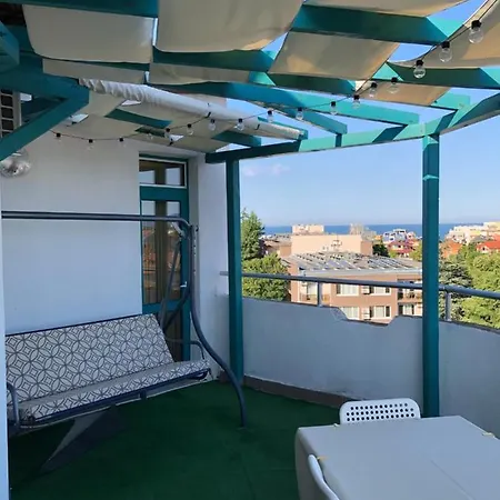 Terrace Under The Stars 아파트 *